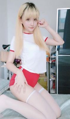 在办公室里吃秘书的奶头电影_蓝光神马影院手机在线