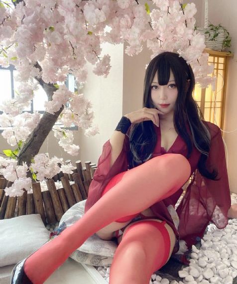 夜夜躁狠狠躁日日躁2022荷花_在线手机观看