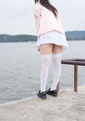 亚洲国产AV玩弄放荡男同系列_DVD国语在线观看